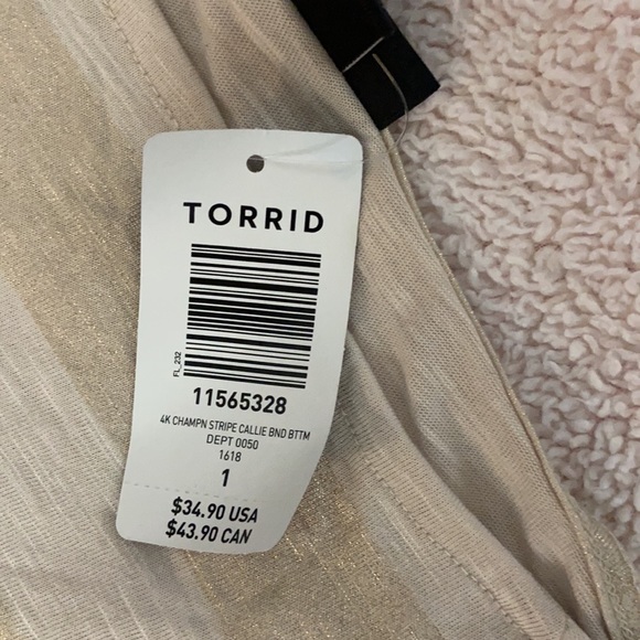 Off the shoulder blouse - Picture 6 of 6